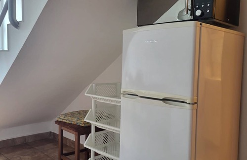 Balatonmariafurdo House | Holiday home with pool, wifi, direct lake access