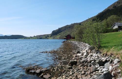 Hyllestad House | Holiday Home Idun by Interhome