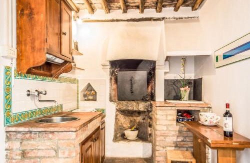 Simignano House | Holiday Home Il Valacchio by Interhome