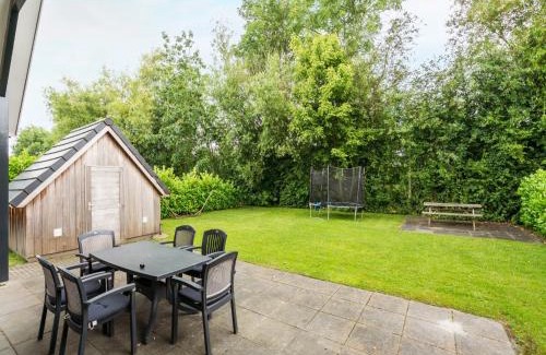 Balk House | Holiday Home in Balk near Frisian Lakes
