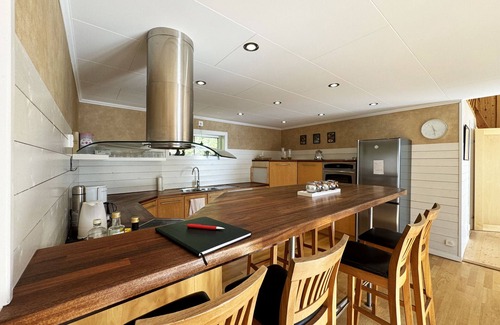 Dalskog Ski Chalet | Holiday home in Dalskog with a panoramic lake view | SE17006