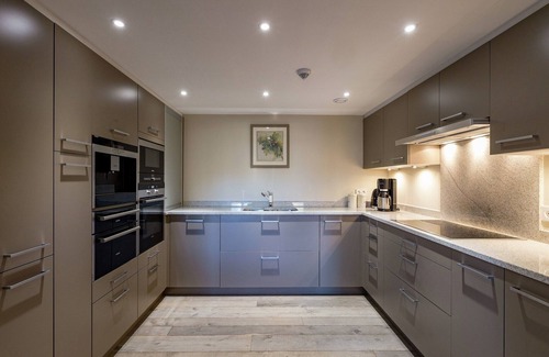 Gedinne House | Holiday Home in Gedinne by the River