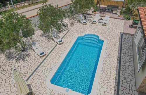 Cista Velika Villa | Holiday Home Intrade