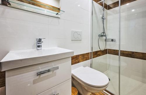 Bedrichov House | Holiday Home JaZ by Interhome