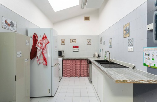 Genouille House | Holiday Home 'L'Océan' with Lake View, Wi-Fi and Air Conditioning