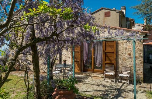 Sassofortino House | Holiday Home La Casetta by Interhome