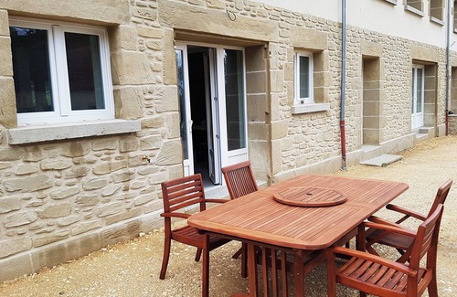 Saint-Pierre-de-Cherennes House | Holiday Home 'La Clé Du Vercors' with Mountain View, Private Terrace and Wi-Fi