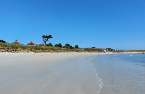 Brignogan-Plage House | Holiday Home Le Petit Bonheur by Interhome