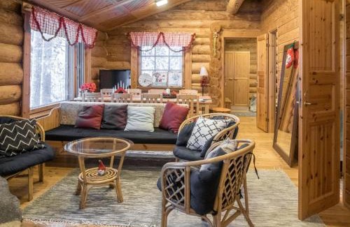 Ruka House | Holiday Home Mänty by Interhome