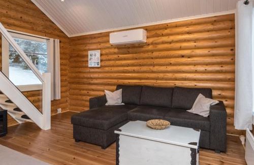 Kangasniemi House | Holiday Home Mäntyrinne by Interhome