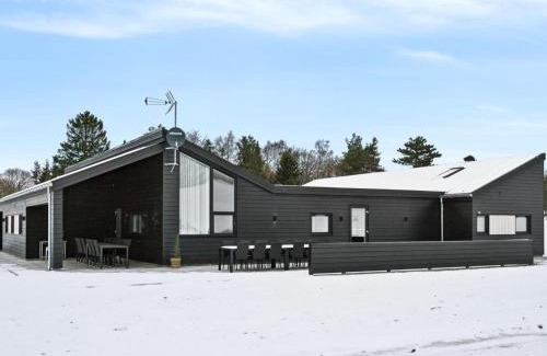 Bønnerup Strand House | Holiday Home Marinus - 800m from the sea by Interhome