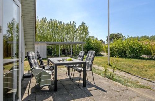 Frølunde Fed House | Holiday Home Marita - 225m from the sea by Interhome
