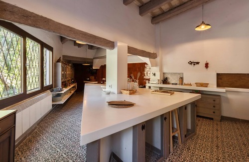 Tordera House | Holiday Home "Mas del Gall - Casa Nova" with Mountain Views, Pool, Garden and Wi-Fi