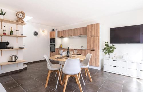 Porto-Vecchio House | Holiday Home Mela by Interhome