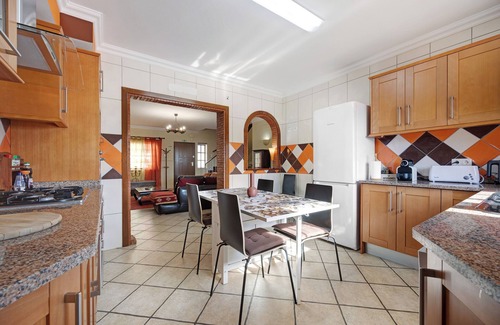 Lagos House | Holiday Home 'My Friendly House ' with Sea View, Wi-Fi and Air Conditioning