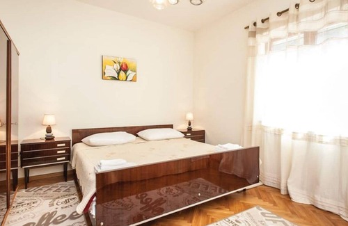 Srinjine Villa | HOLIDAY HOME NADA, Split - Srinjine