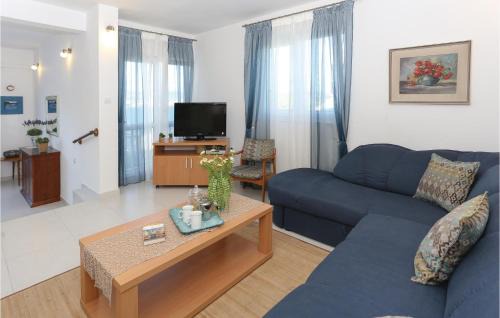 Okrug Donji House | Holiday Home Okrug Donji Osoje