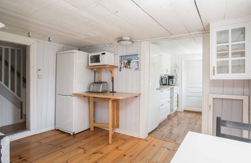 Granna Ski Chalet | Holiday home on a lake property with a own bathing area, jetty and sauna