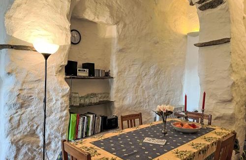 Valloria House | Holiday Home Paola by Interhome