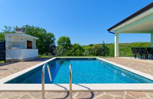 Radini House | Holiday Home Petar by Rent Istria