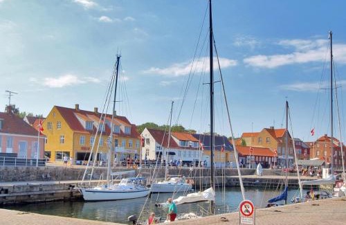 Sandvig House | Holiday Home Sasser - 450m from the sea by Interhome