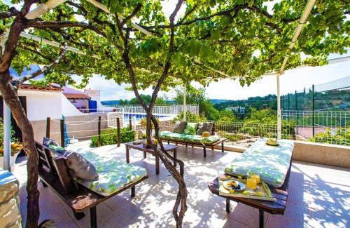 Mem Moniz House | Holiday Home Sebastião by Interhome