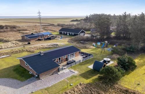 Klegod Strand House | Holiday Home Sissan - 900m from the sea by Interhome