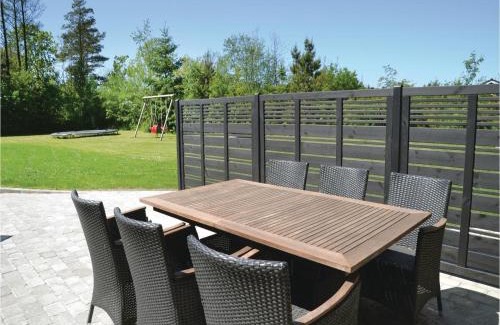 Jegum House | Holiday Home Solbærvangen Oksbøl X