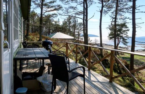 Hyllestad House | Holiday Home Solsvika by Interhome