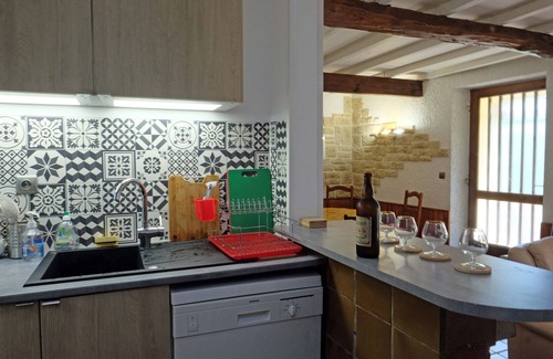 Soulan House | Holiday Home 'Sport Et Réconfort En Couserans' with Mountain View, Private Terrace and Wi-Fi
