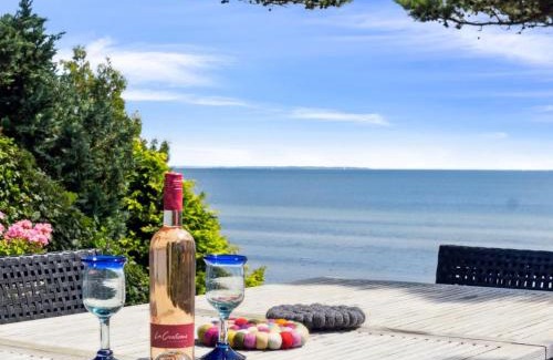 Bjert House | Holiday Home Sten - 30m from the sea by Interhome