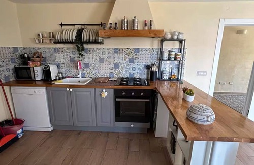 Montecarlo House | Holiday Home 'The Country House' with Private Pool, Private Garden and Wi-Fi