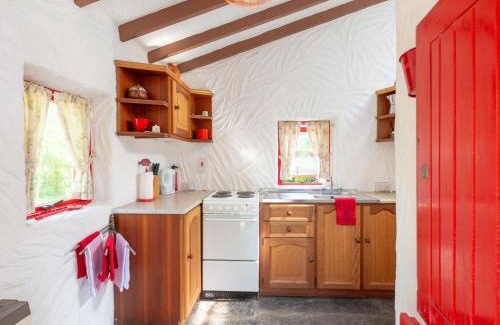 Neale House | Holiday Home The Neale by Interhome