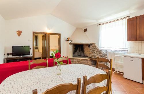 Vela Traba House | Holiday Home Tomazin by Interhome