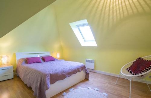 Sibiril House | Holiday Home Ty Nevez by Interhome