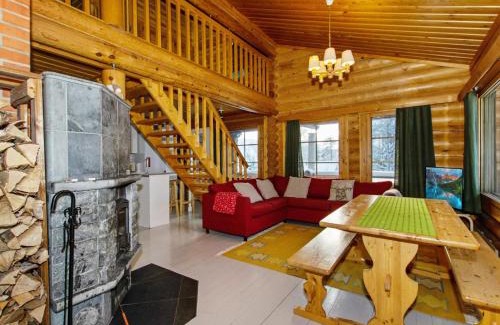 Kehys-Kainuu House | Holiday Home Ukonmaja a paritalo by Interhome