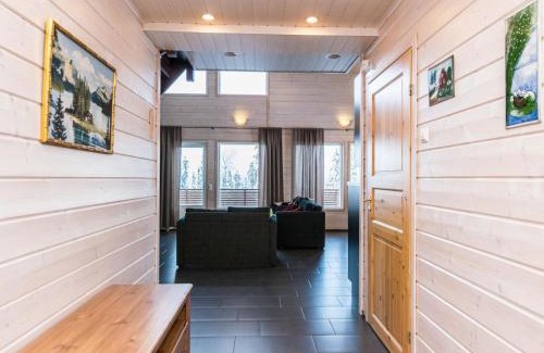 Kehys-Kainuu House | Holiday Home Vihtarinne b paritalo by Interhome