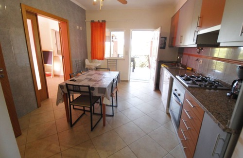 Silves House | Holiday Home 'Vila Pedra' with Mountain View, Wi-Fi and Air Conditioning