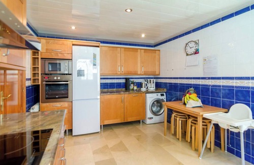 Lloret de Mar House | Holiday Home 'Villa Mansory' with Sea View, Wi-Fi and Air Conditioning