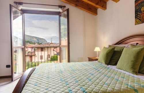 Tremezzina House | Holiday Home with lovely garden, Tremezzina