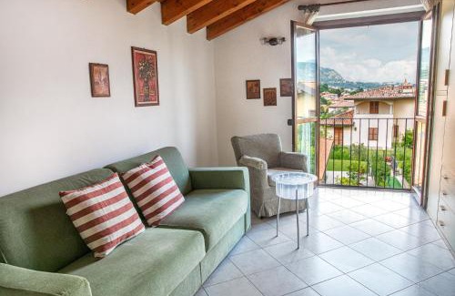 Tremezzina House | Holiday Home with lovely garden, Tremezzina