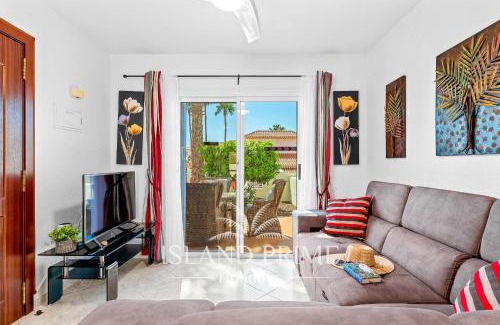 San Miguel de Abona House | Holiday House in Las Adelfas II ADF409
