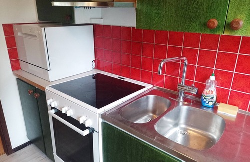 Lillkyrka House | Holiday house in Grythem, Örebro, within walking distance to lake | SE11018