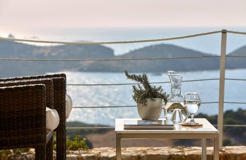 Drosia House | Holiday house Roumeli for 1 - 8 persons with 3 bedrooms - Holiday house