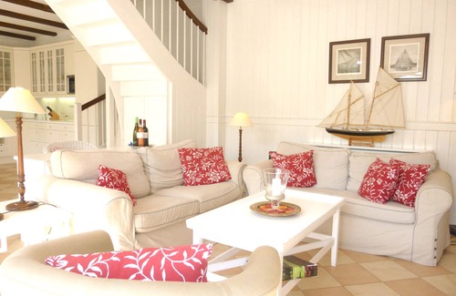 Klein Bollhagen House | Holiday house "Seepferdchen" with garden, fireplace, internet DSL WiFi, sauna