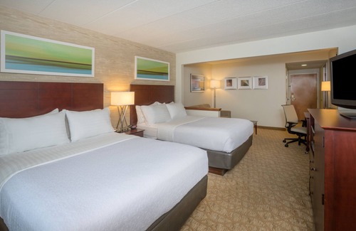 Linthicum Heights Hotel | Holiday Inn Baltimore BWI Airport by IHG