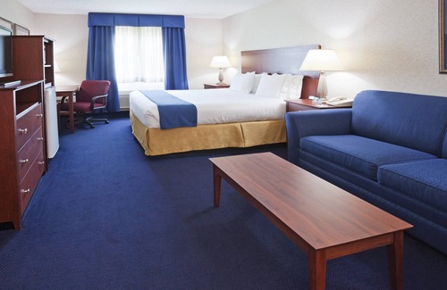 Morrisonville Hotel | Holiday Inn Express Deforest by IHG