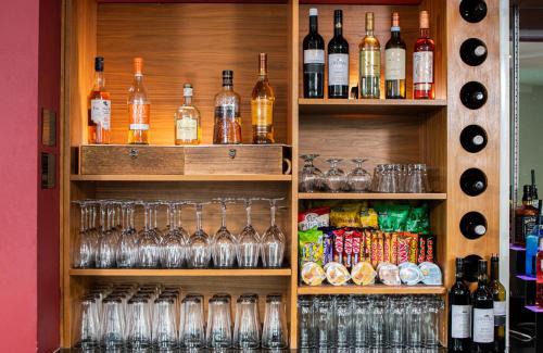 Hamilton Hotel | Holiday Inn Express Hamilton by IHG