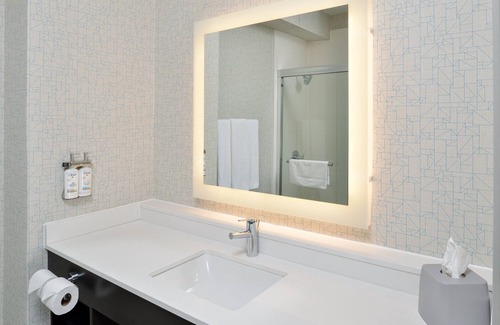 Royse City Hotel | Holiday Inn Express Hotel & Suites Royse City by IHG