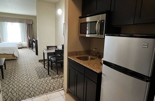 Deming Hotel | Holiday Inn Express Hotel & Suites Deming Mimbres Valley by IHG